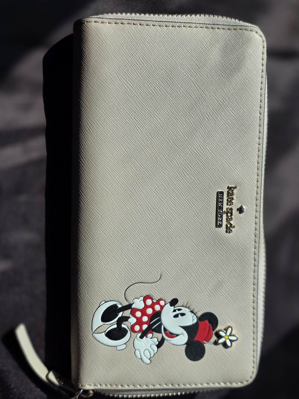 kate spade Beige Minnie Mouse Zip Wallet